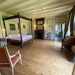 酒店 Chateau De La Coutanciere 阿洛讷河畔布兰