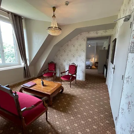 Chateau De La Coutanciere Hotel 3*