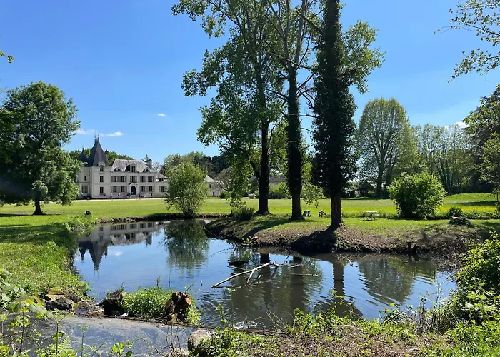 Chateau De La Coutanciere 3*