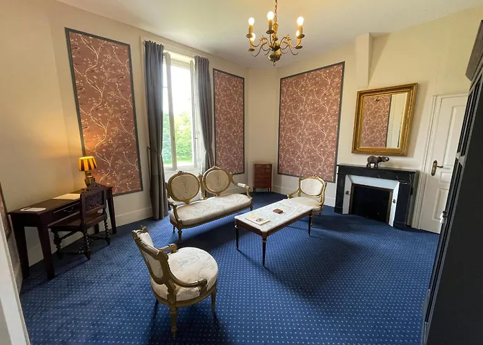 Chateau De La Coutanciere 3*